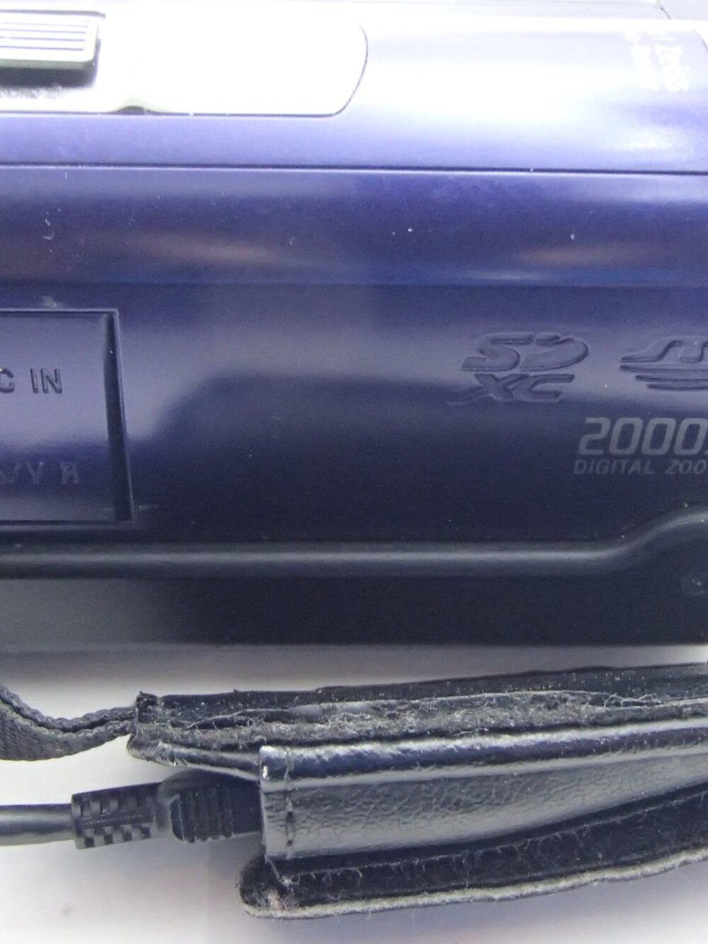 Sony Handycam Memory Card Camcorder DCR-SX45 w/Battery - No Charger - Tested - Picture 10 of 12